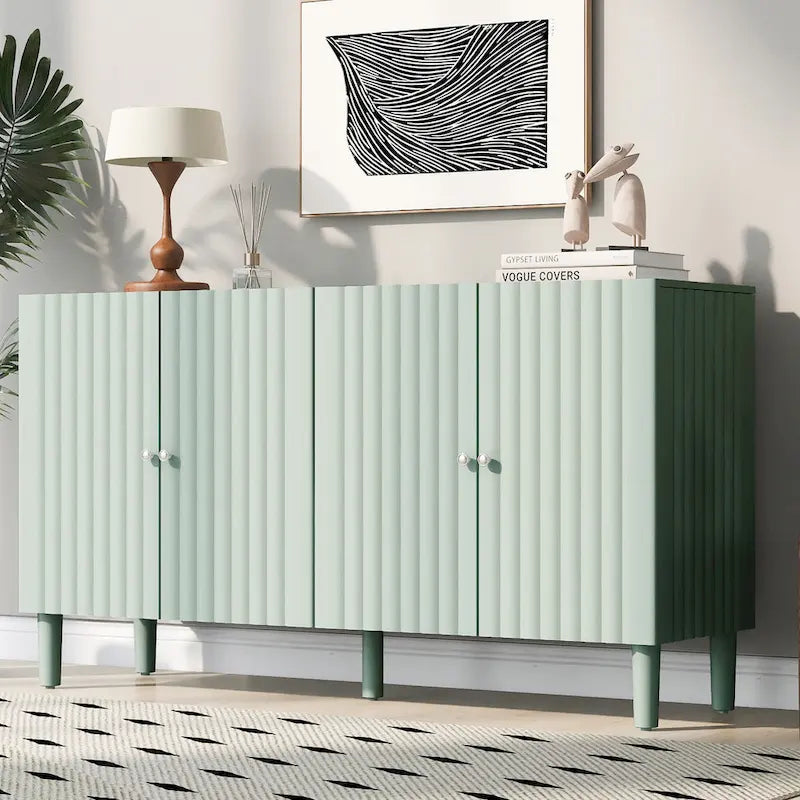 Aparador elegante de cuatro puertas con patrón de ondas