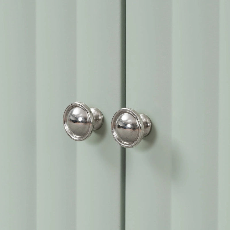 Aparador elegante de cuatro puertas con patrón de ondas