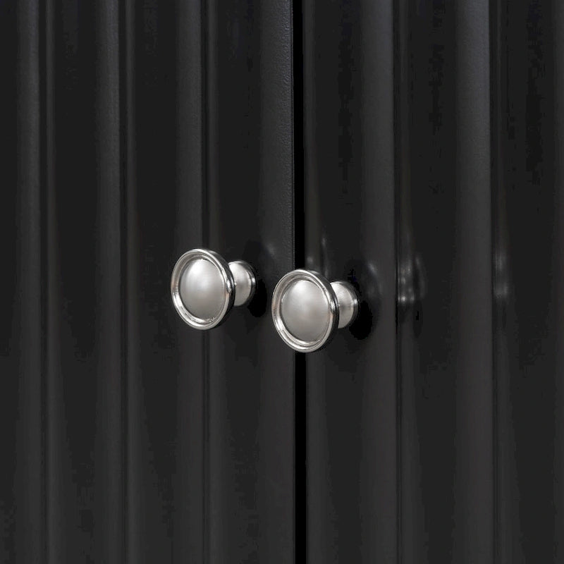 Aparador elegante de cuatro puertas con patrón de ondas