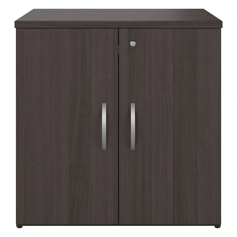 Armario de oficina con puertas Studio C de Bush Business Furniture